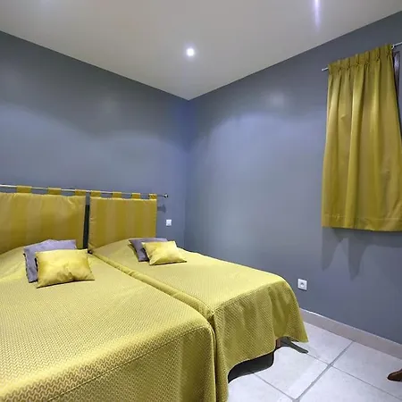 Les Du Domaine De La Traxene Holiday home